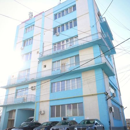 Luana Airport Apartments #8 Otopeni Ngoại thất bức ảnh