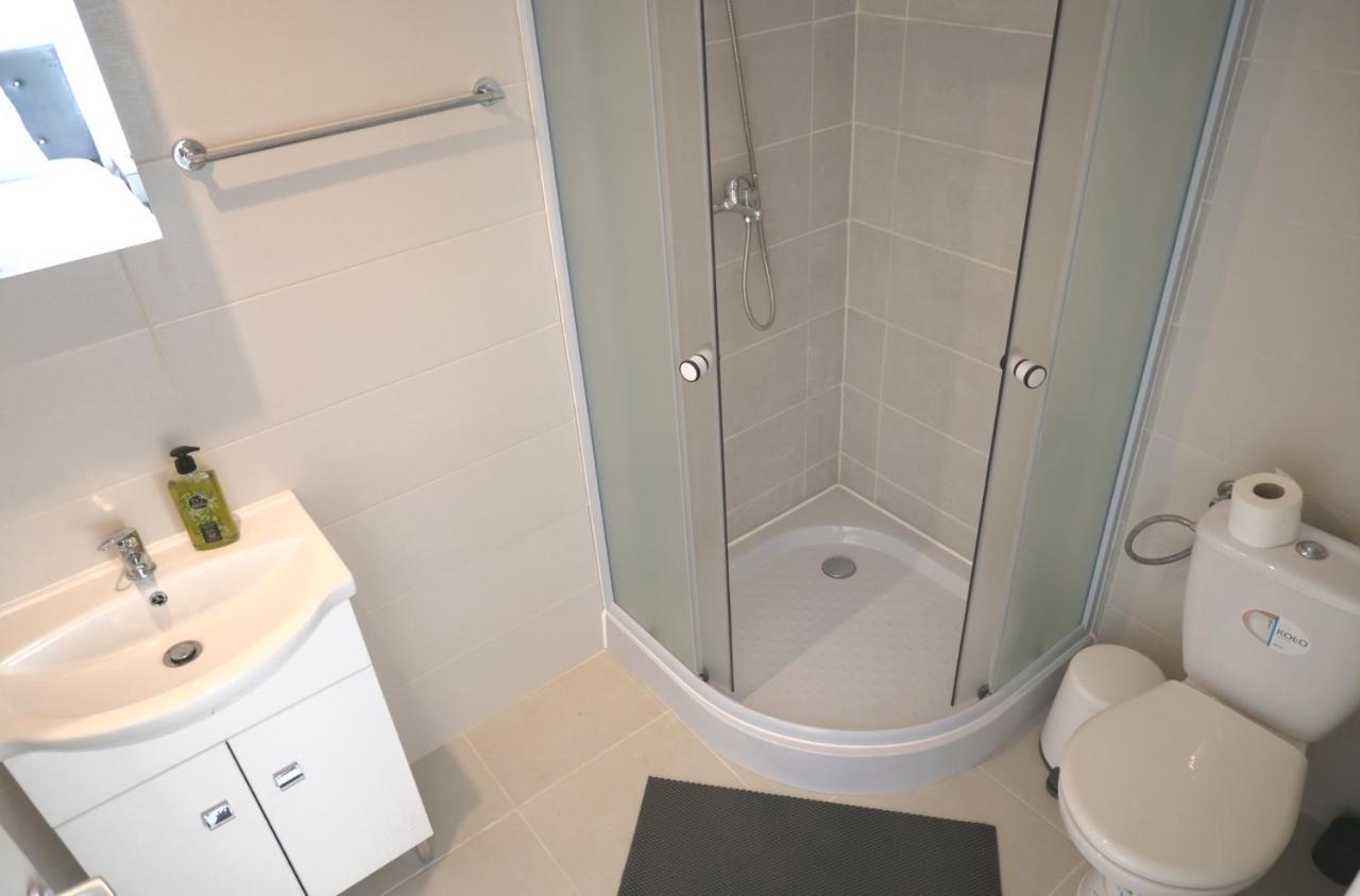 Luana Airport Apartments #8 Otopeni Ngoại thất bức ảnh